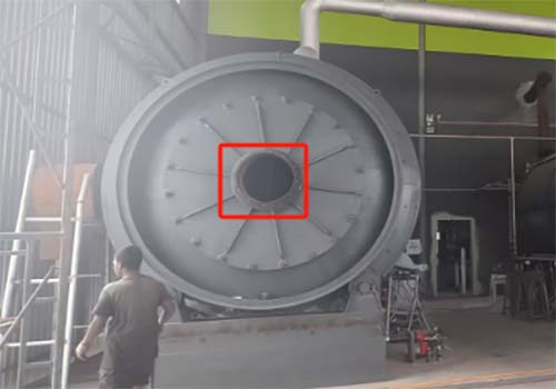 Slag outlet