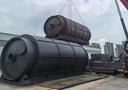 pyrolysis machine