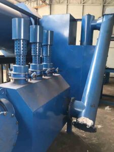 Continuous biomass pyrolysis machine flue gas purification system