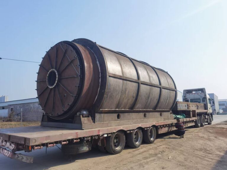 In February 2023, a Malaysian customer received two sets of waste tire pyrolysis equipment-8