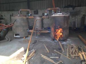 Small sawdust carbonization furnace