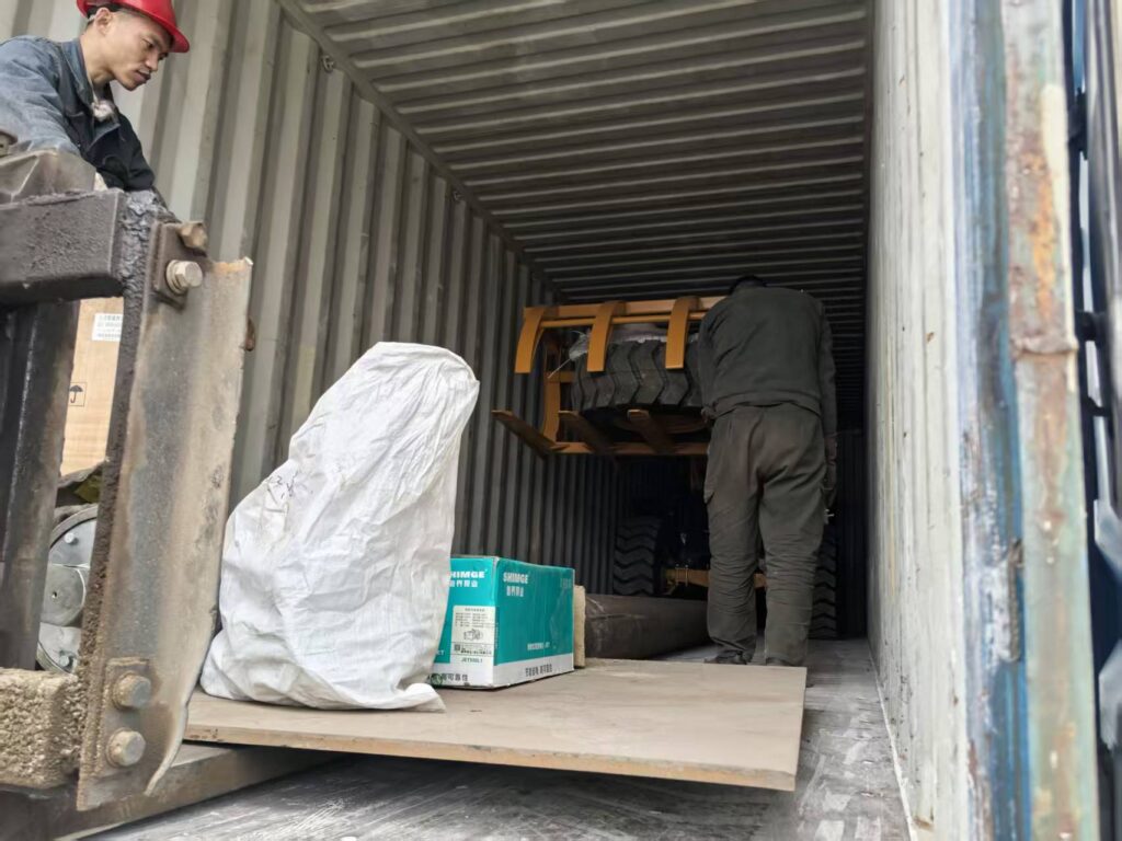 two waste tire pyrolysis plants were installed in Ghana, Africa.-9