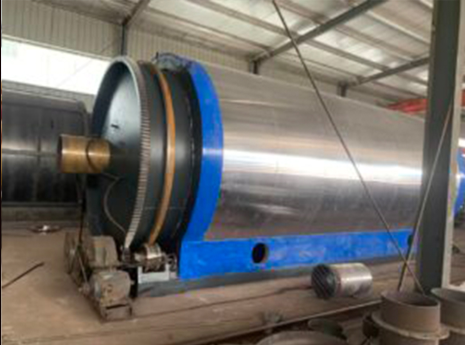 Nigerian waste engine oil distillation in December 2019 3 300x225 2