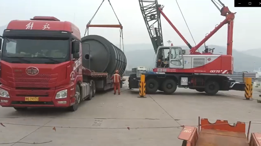 Pyrolysis equipment for 15 tons of waste tires in Malaysia 5 1