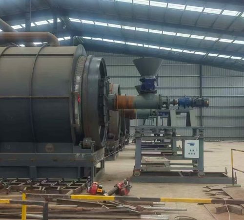 An Indonesian customer purchased four sets of semi-continuous pyrolysis equipment-2
